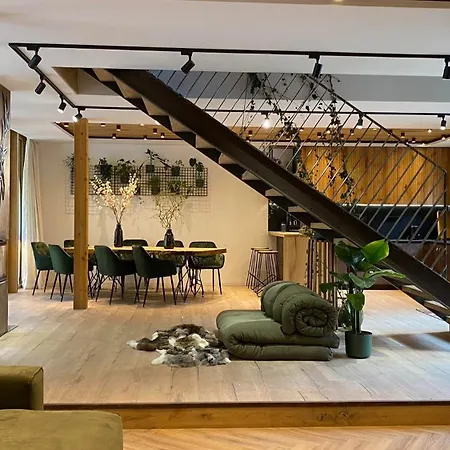 別荘 Chajda Pod Javorom オシュチュニツァ